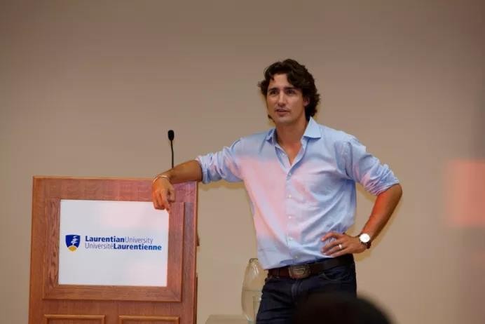 安省公立名校读中英双语MBA，&ldquo;疫下&rdquo;无GMAT也能申！