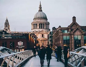 皇室都扎堆去英国留学，英式教育更受青睐？