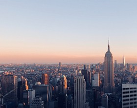 半数中国家庭赴美留学预算200-300w，去美国上大学到底要多少钱？