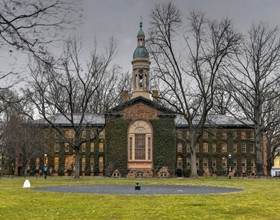 Niche 2022美国最难申请大学排名出炉！藤校中最容易录取竟然是...