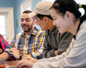 姜萍天赋惊艳港大、哈佛！与其羡慕，不如做好早规划