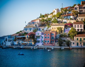 一边是高考放榜哭到魂殇，一边是华侨生读名校仅需200分！你选哪个？