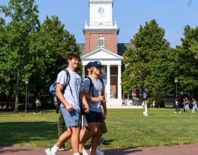 初中去美国留学好不好