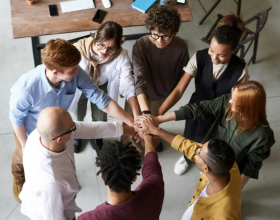 去美国读研究生家长能陪读吗-美世教育