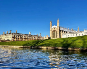 申请牛剑研究生，比本科更容易吗？想成功入读，需要具备哪些条件？