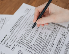 美国本科留学签证材料清单