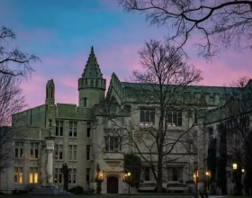 常年盘踞U.S.News第一、全美首所&ldquo;财富自由&rdquo;的大学，究竟有多强？