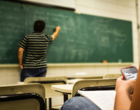 美国研究生留学几年毕业