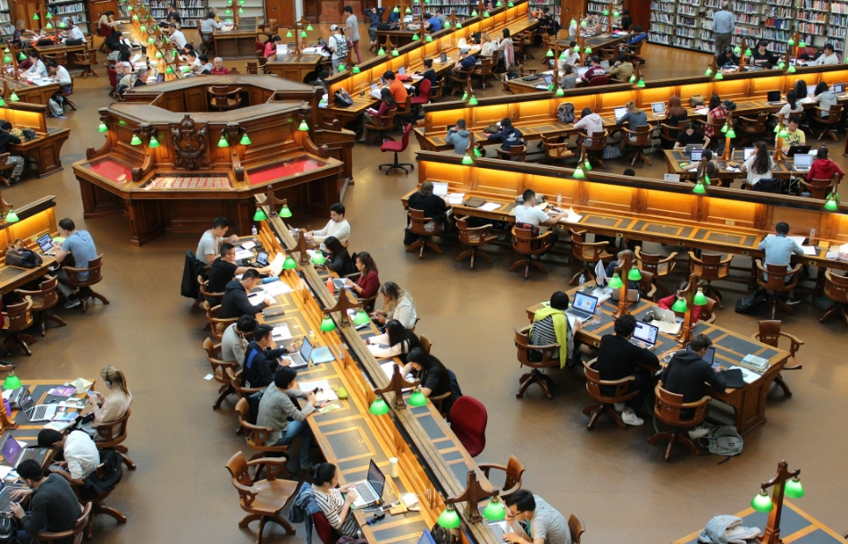 美国本科留学新生入学指南