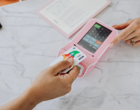 美国本科留学递交申请材料时需要交存款证明吗