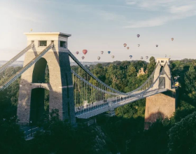 TIMES发布最新英国大学排名：这所名校12年来首登顶，爱丁堡进前10！