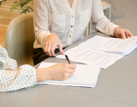 英美双申势头猛进，牛剑藤校两手抓的底层逻辑是什么？