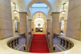 赴日留学热，东京大学学费20年来首次上调！