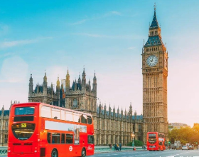 2025英国留学申请季 多所院校降低申请要求