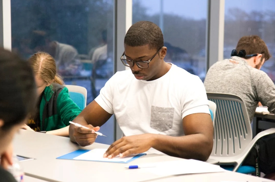 如何选择适合的美国本科院校 如何选择适合的美国本科院校