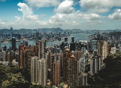 QS排名创新高+集体扩招，2026赴港求学黄金机遇已至！
