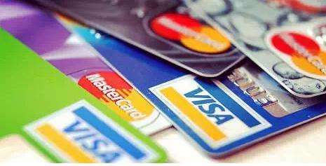 解析：美国大学学费收取标准和缴纳方式