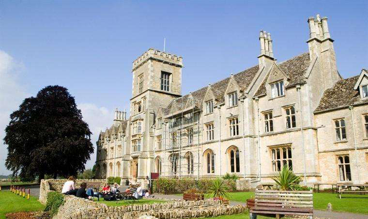 英国留学艺术设计专业详解及院校推荐