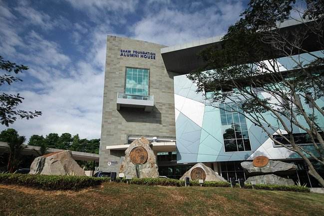 新加坡公立中学与私立中学哪个更值得读？