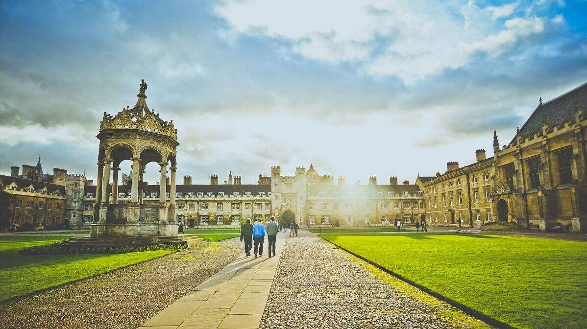 专科生能去英国直接读硕士吗？如何申请？