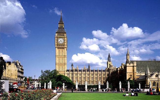 到美国留学，中国学生可以申请这些种类的奖学金