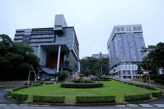 到香港八大名校上大学的优势有哪些？