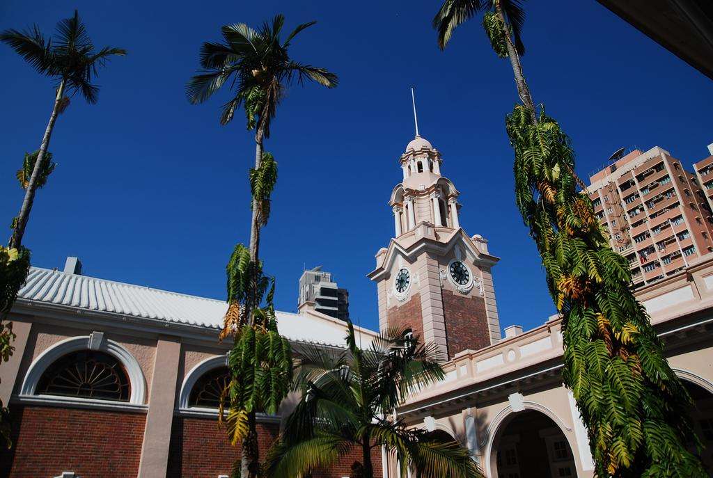 到香港读硕士，了解时间和成绩很重要