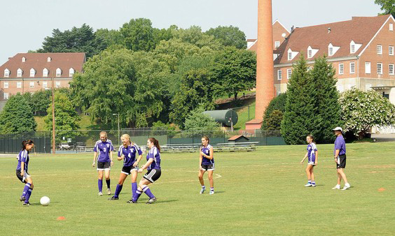 初中生申请美国留学的条件有哪些？