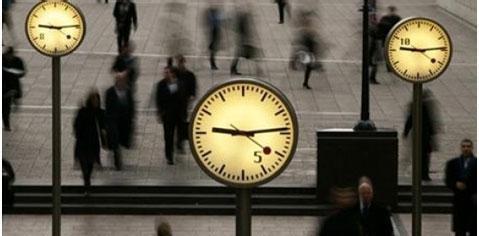 一份美国高中的四年大学本科申请时间表