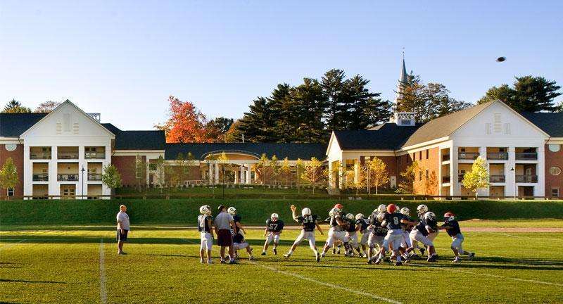 去美国读高中有年龄限制吗？