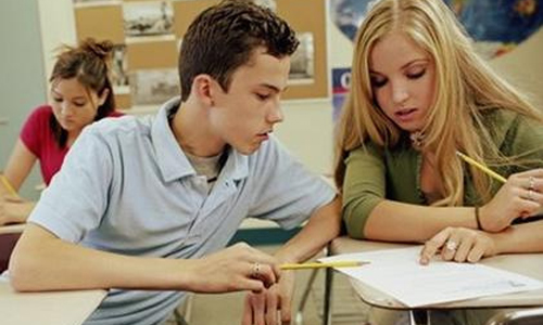 美国高中留学寄宿高中与走读高中区别盘点