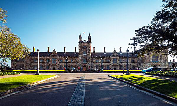 高考后为什么申请澳洲留学？如何选专业？