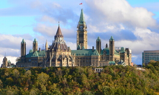 留学语言不及格：加拿大双录取助你升名校