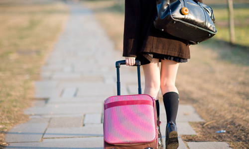 美国留学行前准备之必须要带的物品有哪些