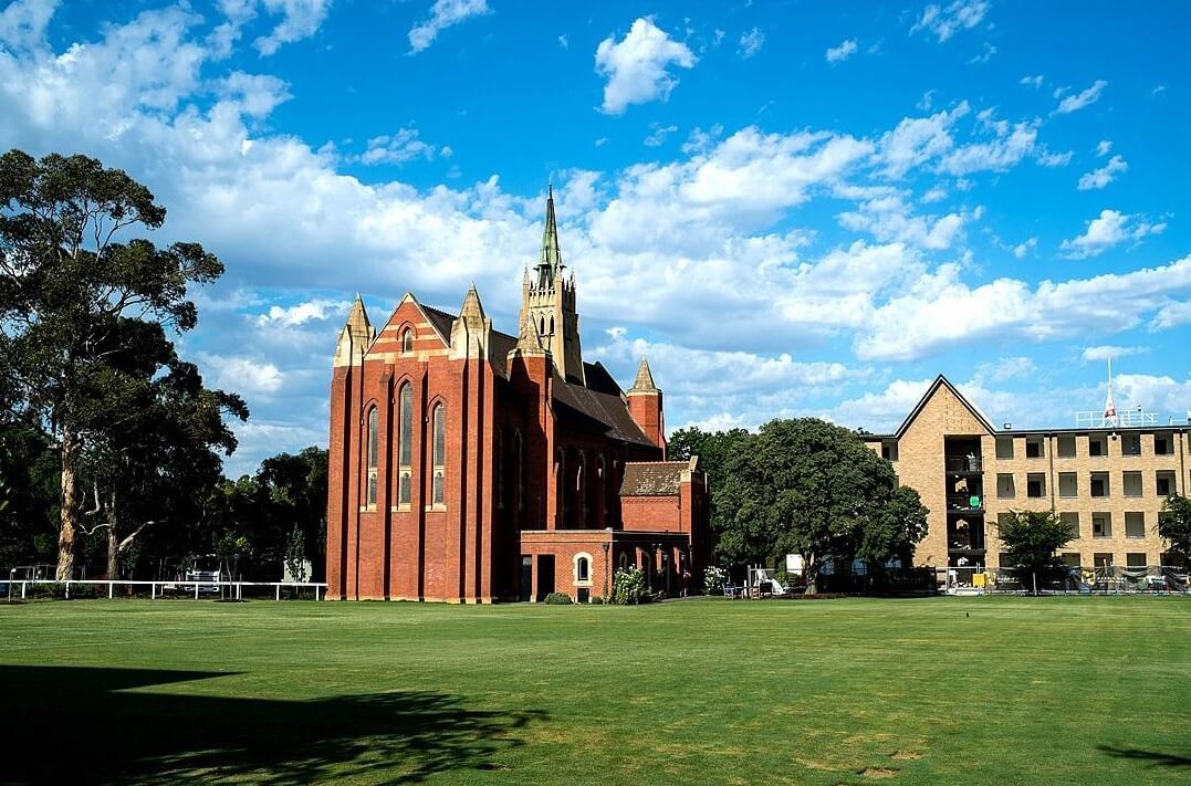 去美国读金融工程专业有哪些比较好的大学？