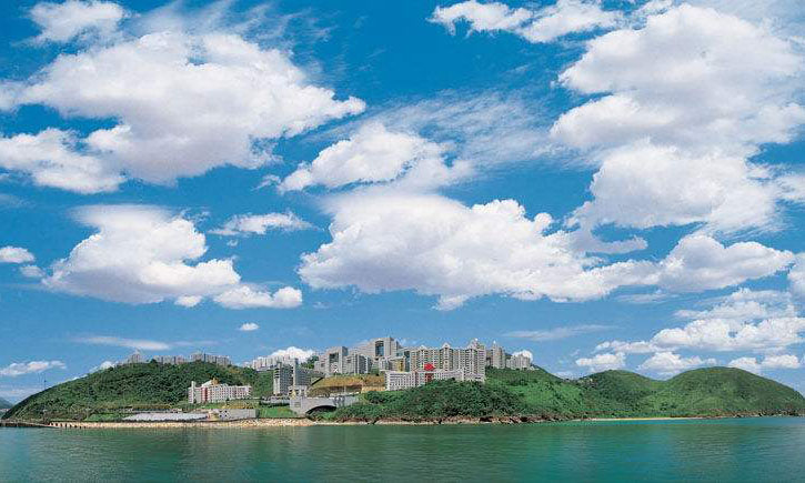 到香港上大学，学生需要具备哪些条件？