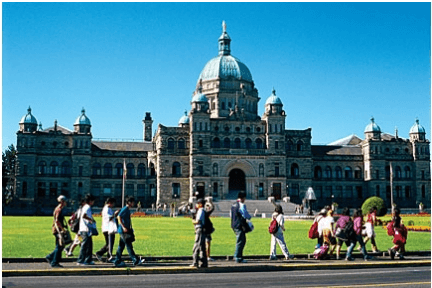 加拿大留学双录取须知：哪些大学开设双录取？