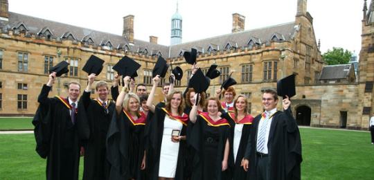 2018澳洲留学费用：申请费/学费/生活费一览