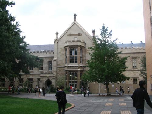 申请澳洲留学应该如何写好Essay?