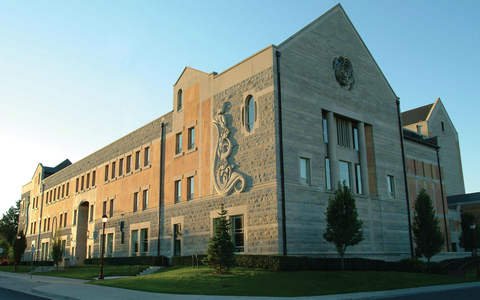 美国10大高年薪专业的就业前景及院校推荐