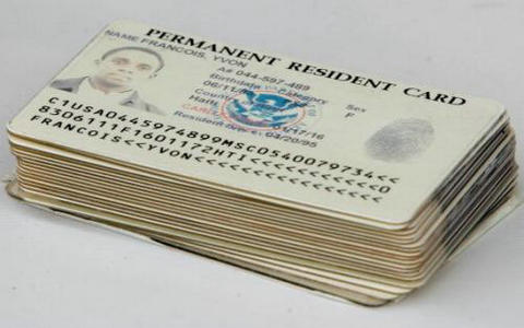 如何通过美国留学拿到美国绿卡？