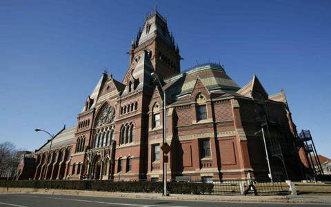 美国哈佛大学好申请吗？