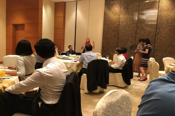 申请美国留学在什么时候准备比较好？需要准备什么东西？