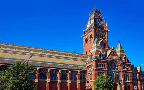 美国哈佛大学法学院怎么样？好申请吗