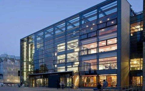 英国哪些硕士专业申请不需要专业背景？